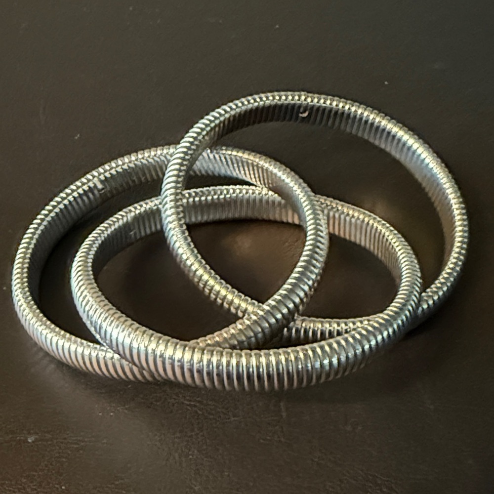Vintage 80’s Costume Silver Coil Bracelet